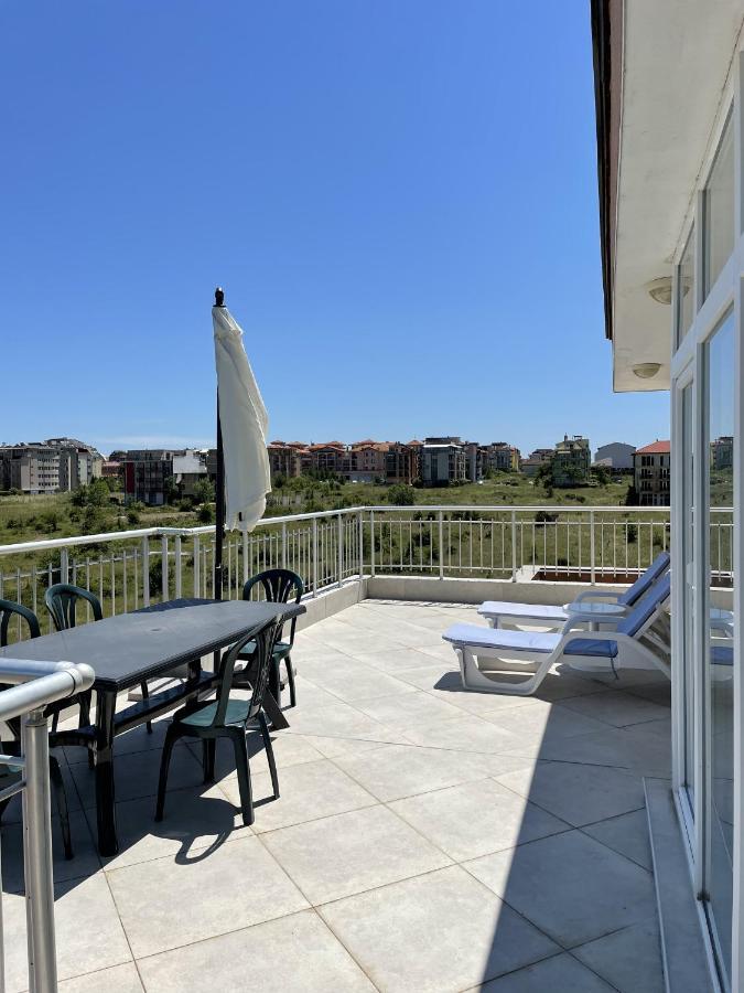 Pearl Sunshine Appartments Приморско Экстерьер фото