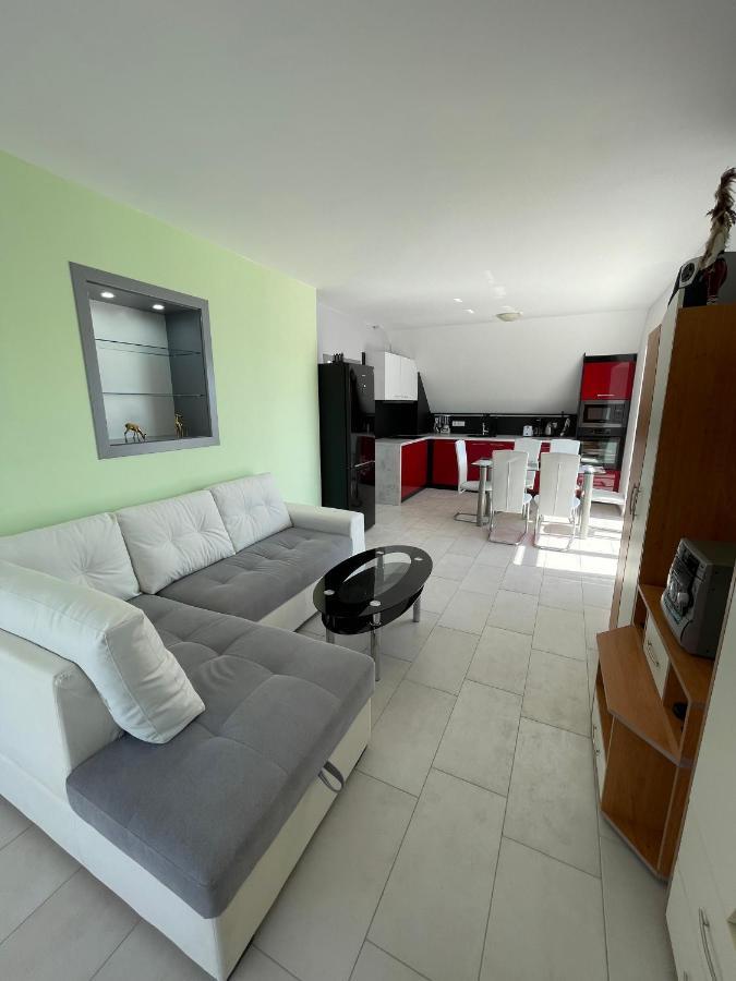 Pearl Sunshine Appartments Приморско Экстерьер фото